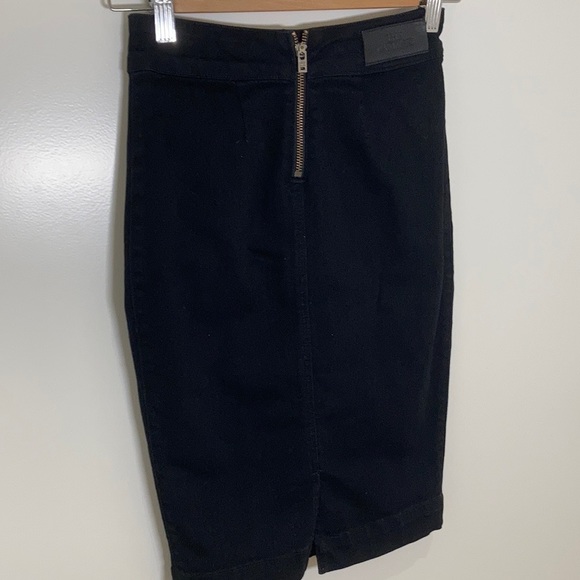 Aritzia The Castings Denim Pencil Skirt - Picture 5 of 8